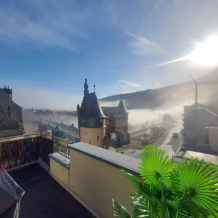 Blick Zum Brueckentor