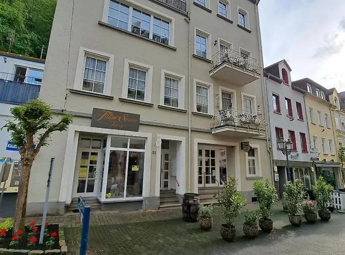 Blick Zum Brückentor * Traben-Trarbach