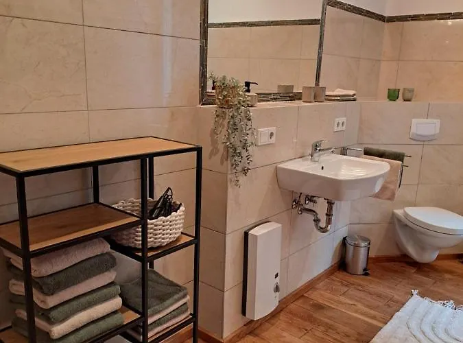 Blick Zum Brueckentor Traben-Trarbach