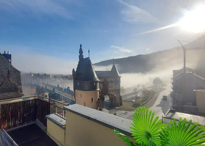 Blick Zum Brückentor